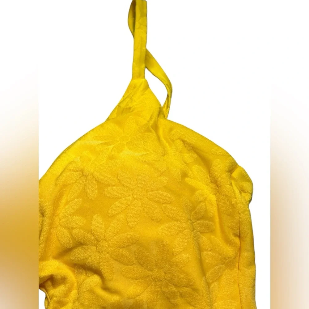 TRINA TURK yellow Joplin Jacquard Cutout Plunge One-Piece Swimsuit Size 12 NWT - Picture 7 of 11